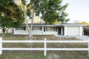3228 S Polk Ave in Lakeland, FL - Building Photo