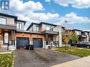 42 Eberhardt Dr in Wasaga Beach, ON - Building Photo - Building Photo