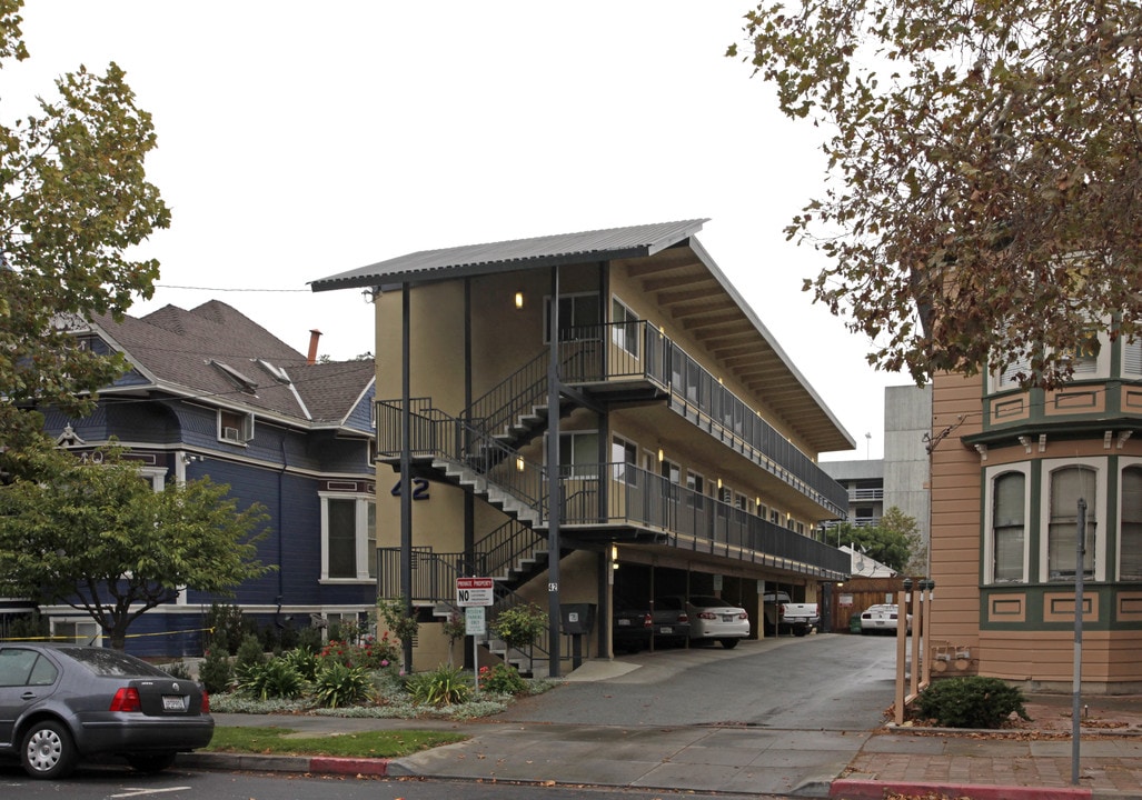 42 S 8th St in San Jose, CA - Building Photo