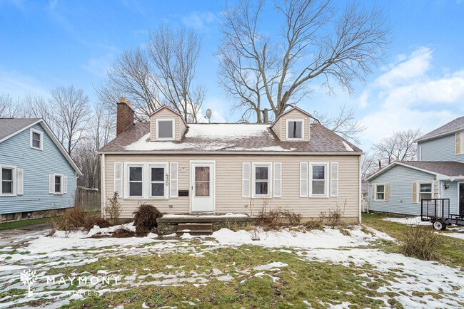 property at 430 Garfield St