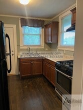 1854 E 68th Terrace in Kansas City, MO - Building Photo - Building Photo