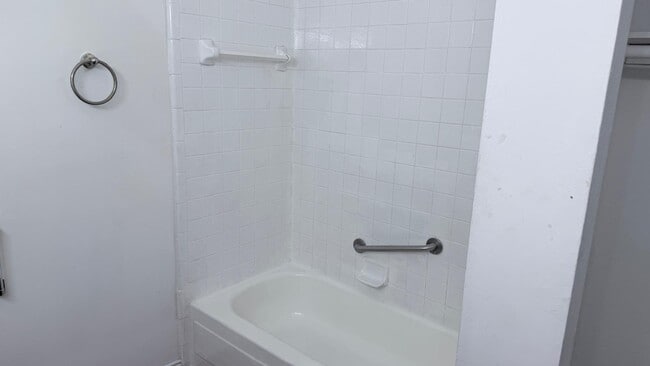4037 Hearthstone Dr, Unit 4037 Hearthstone Dr