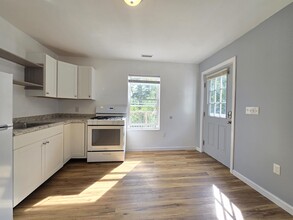 305 Rand Hill Rd in Alton, NH - Building Photo - Building Photo