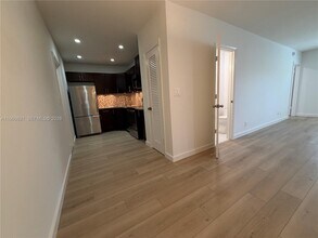 2426 SE 17th St in Fort Lauderdale, FL - Building Photo - Building Photo