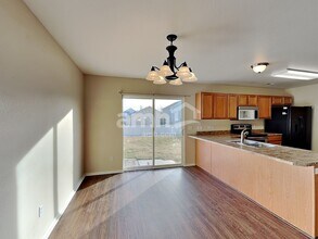 2136 Summit Way in Eagle Mountain, UT - Building Photo - Building Photo