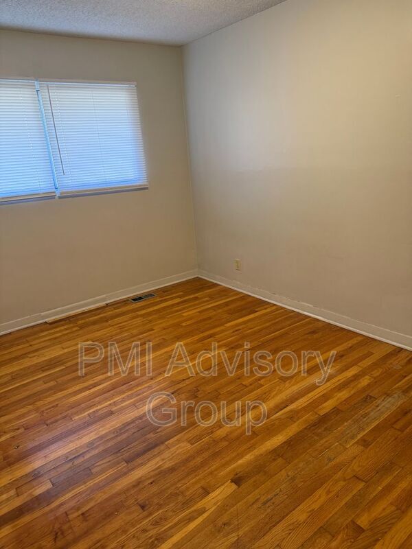 1817 SW 71st Terrace in Topeka, KS - Building Photo - Building Photo