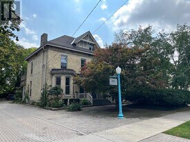 359 Princess Ave in London, ON - Building Photo