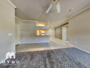 5401 E Van Buren St in Phoenix, AZ - Building Photo - Building Photo