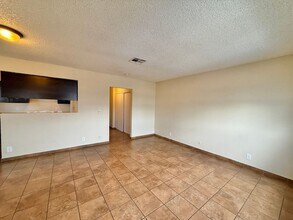 2420 Ellis St in North Las Vegas, NV - Building Photo - Building Photo