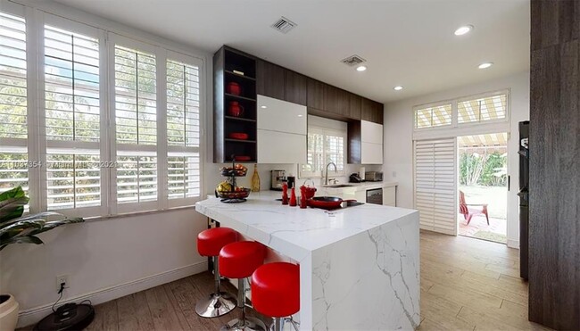 3965 Hyde Park Cir in Hollywood, FL - Building Photo - Building Photo
