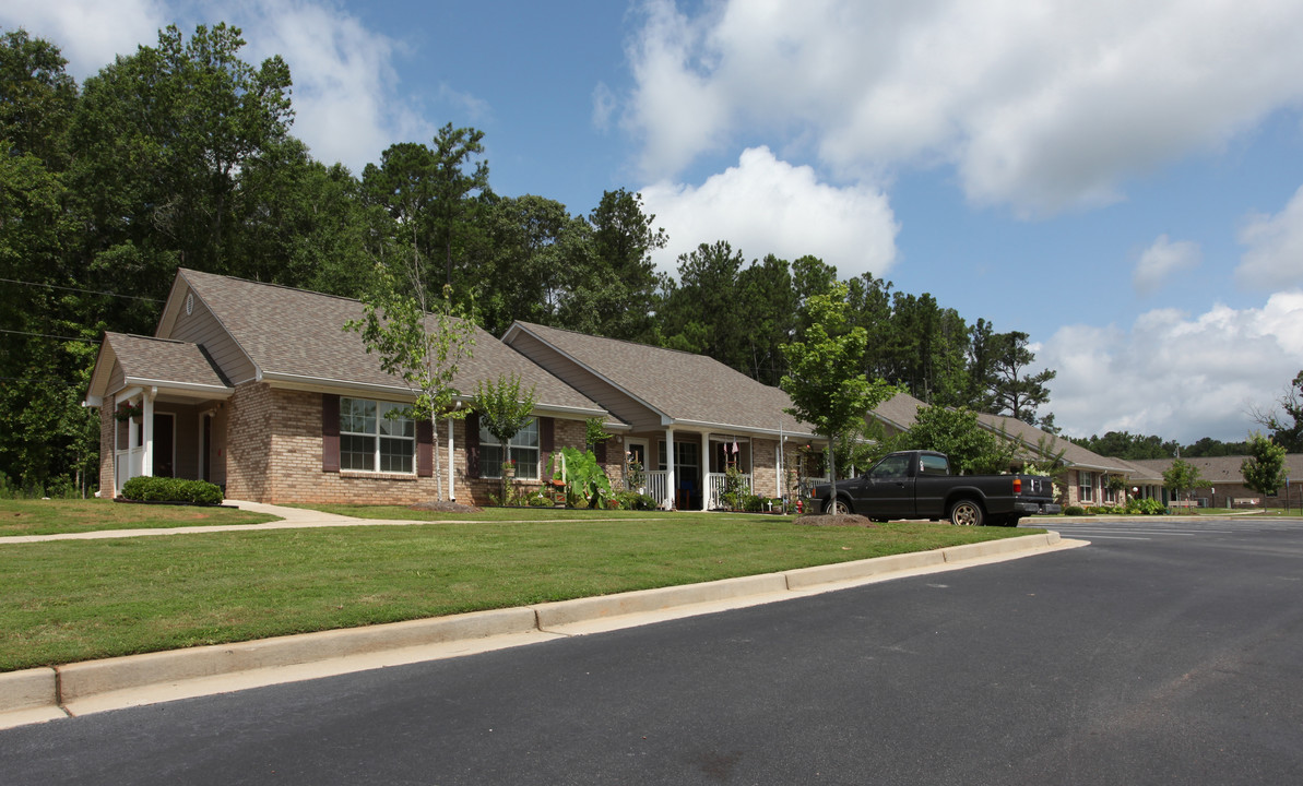 Villas on Forsyth in Barnesville, GA - Foto de edificio