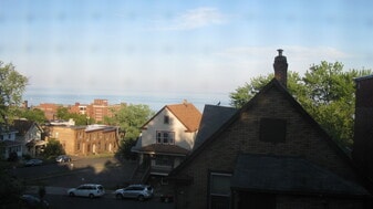 725 E 5th St, Unit 3 in Duluth, MN - Building Photo