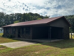 6 Treva Ln in Clarksville, AR - Building Photo - Building Photo