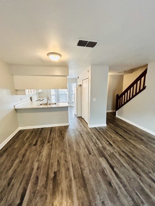 5664 Bennington Dr in Jacksonville, FL - Building Photo - Building Photo