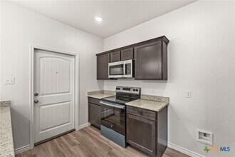 102 Levi Ct in Copperas Cove, TX - Building Photo - Building Photo