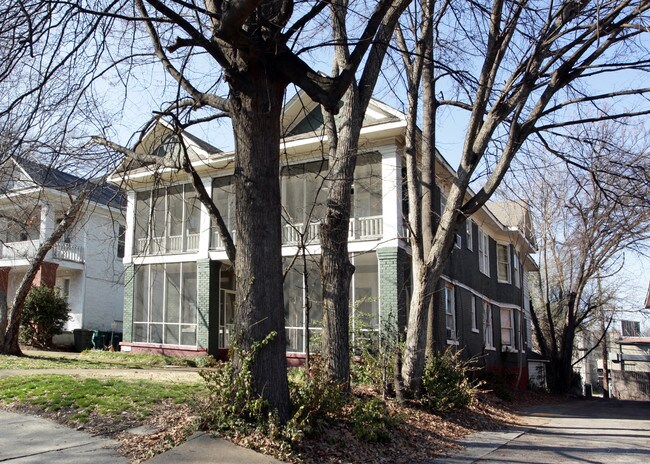 1530 Monroe Ave in Memphis, TN - Foto de edificio - Building Photo