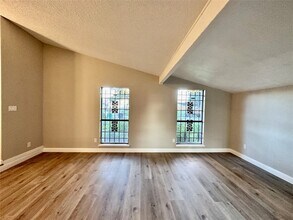 5651 Condon Ln in Houston, TX - Building Photo - Building Photo