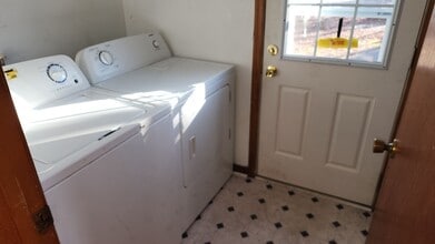 1818 E River Rd in King William, VA - Building Photo - Building Photo