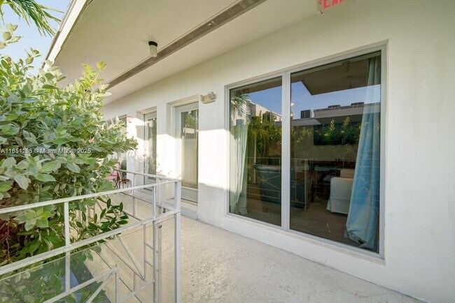 1568 Pennsylvania Ave in Miami Beach, FL - Building Photo - Building Photo