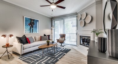 The Vincent in Dallas, TX - Foto de edificio - Building Photo