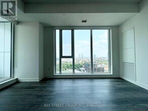 225 Sumach St in Toronto, ON - Building Photo - Building Photo