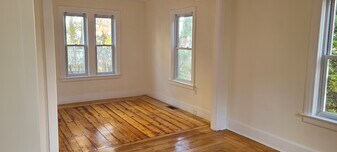 19 Newton St, Unit 2