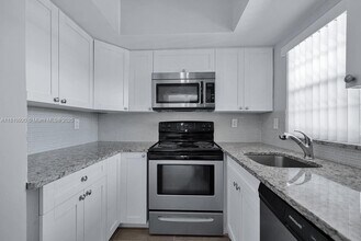 4143 N Ocean Blvd in Fort Lauderdale, FL - Building Photo - Building Photo