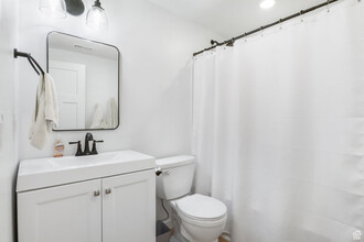 5176 N Marble Fox Way in Lehi, UT - Building Photo - Building Photo