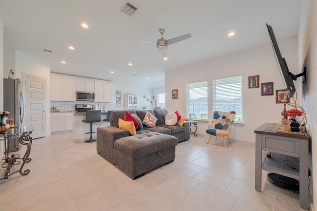 property at 28910 Yachting Pt Ct