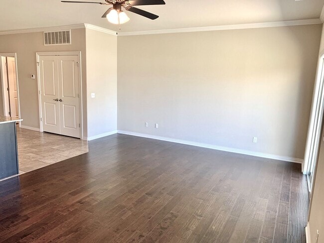 2744 W Kilimanjaro Way in Rogers, AR - Foto de edificio - Building Photo