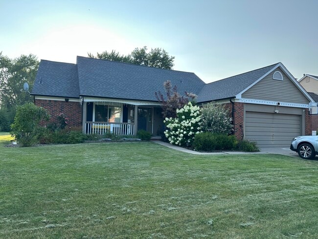 5017 Saffron Dr in Troy, MI - Building Photo - Building Photo