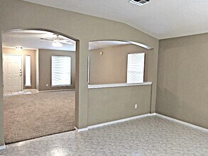 2412 Hallie Ln in Round Rock, TX - Building Photo - Building Photo