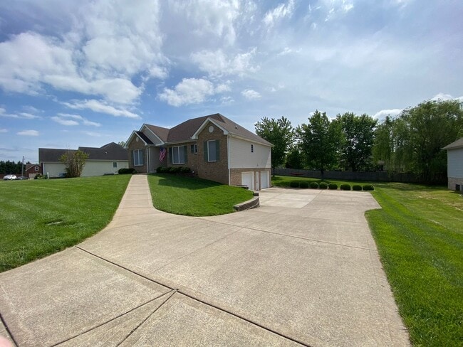 property at 3672 Fieldstone Dr