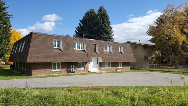 property at 216 Hemlock St N