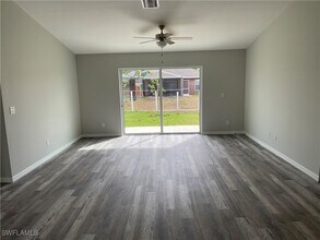 2325 NW 9th Ave in Cape Coral, FL - Building Photo - Building Photo