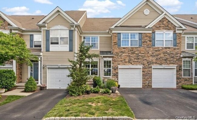 property at 5 Case Ct