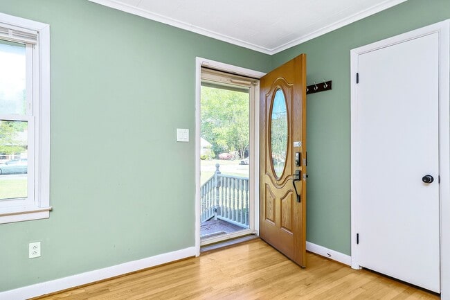 1510 Crescent Dr in Elizabeth City, NC - Building Photo - Building Photo