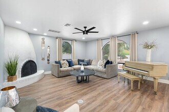 1010 E Sorenson Cir in Mesa, AZ - Building Photo - Building Photo