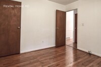 9010 W 101st St photo'