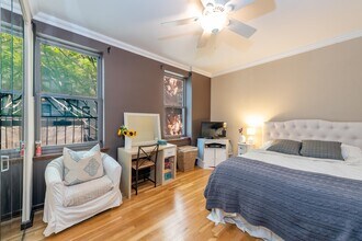 902 Willow Ave in Hoboken, NJ - Building Photo - Building Photo