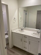 1112 Buckwheat Wy in Chico, CA - Building Photo - Building Photo