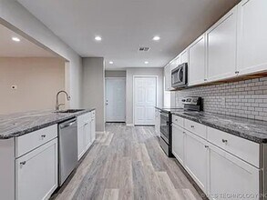 2612 W Houston Pl in Broken Arrow, OK - Foto de edificio - Building Photo