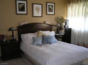 466 Pompton Ave in Cedar Grove, NJ - Building Photo - Building Photo
