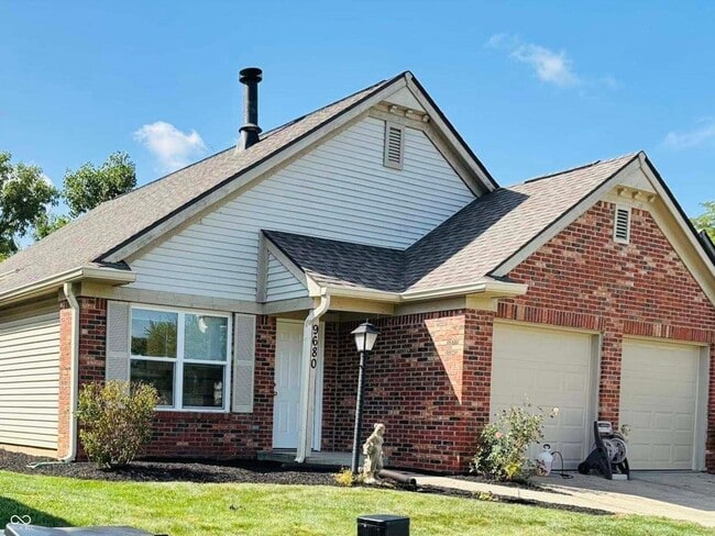 property at 9680 River Oak Ln E