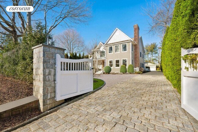 property at 575 Hampton Rd