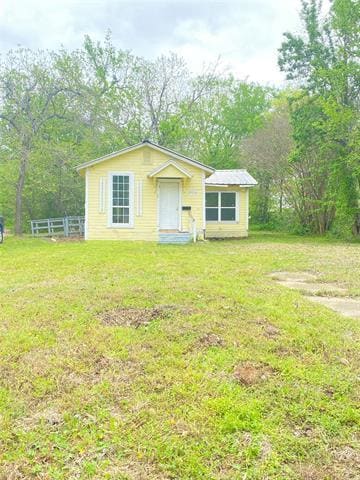 property at 305 4th St SW