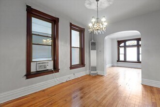 1013 N Winchester Ave in Chicago, IL - Building Photo - Building Photo