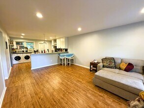 1113 Washington Ct in Tallahassee, FL - Building Photo - Building Photo