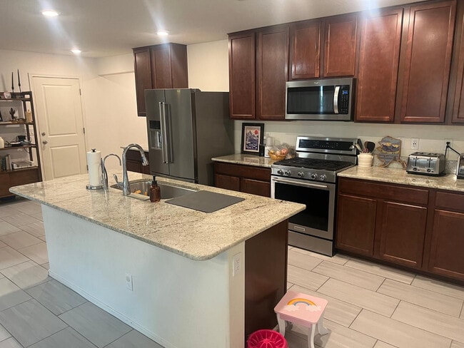 16222 W La Ventilla Way in Goodyear, AZ - Building Photo - Building Photo