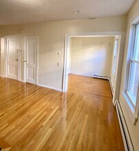 284 Chelsea St in Boston, MA - Building Photo - Building Photo